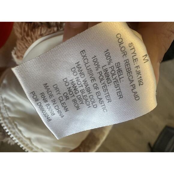 Ci Sono - Women’s Cropped Plaid Full Zip Fuzzy Soft Jacket in Size Medium - Picture 7 of 7